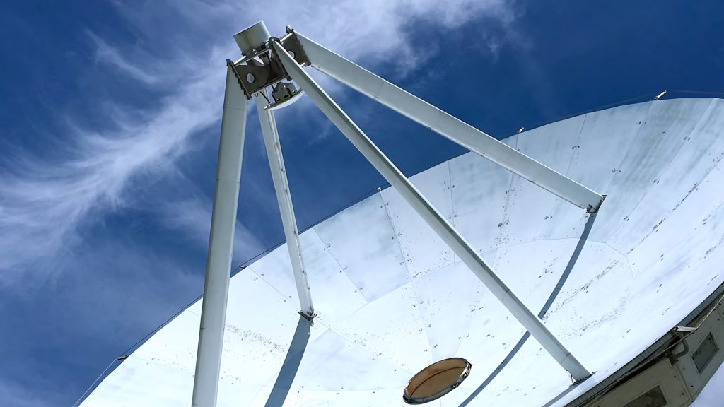 Wi-Fi  Satellite 
