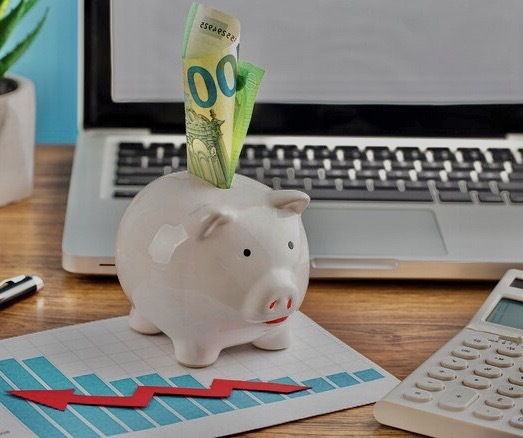 remote work benefits - productivity - employees and employers - coast saving - laptop